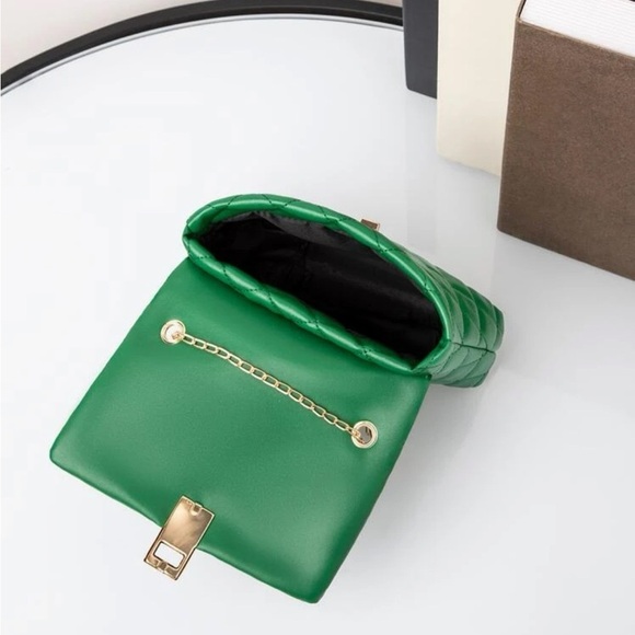 ⚠️Clearance Green Quilted Square Crossbody Bag - Picture 6 of 7